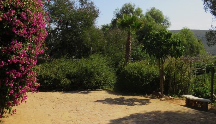 5 Bedroom Property for Sale in Uniondale Western Cape